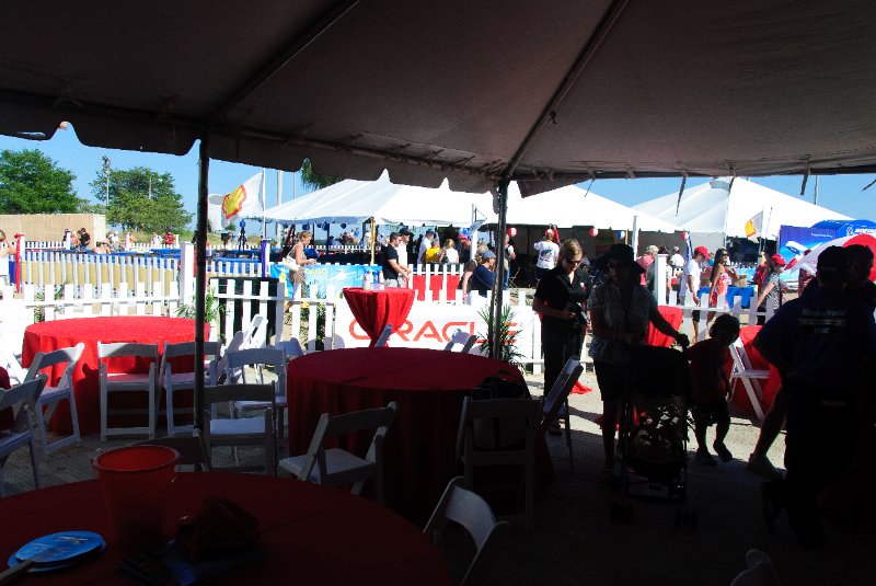 ChicagoAirShow081510-5083.jpg - Team Oracle Booth