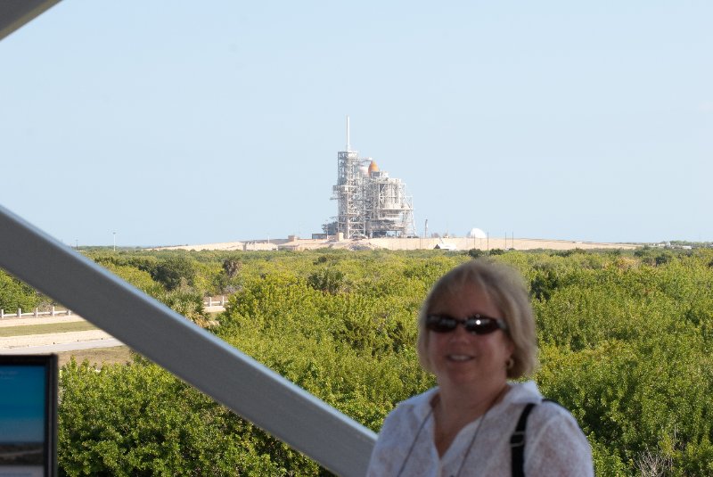 KSC110110-6461.jpg - Cathie and view of Launch Pad 39A with Discovery