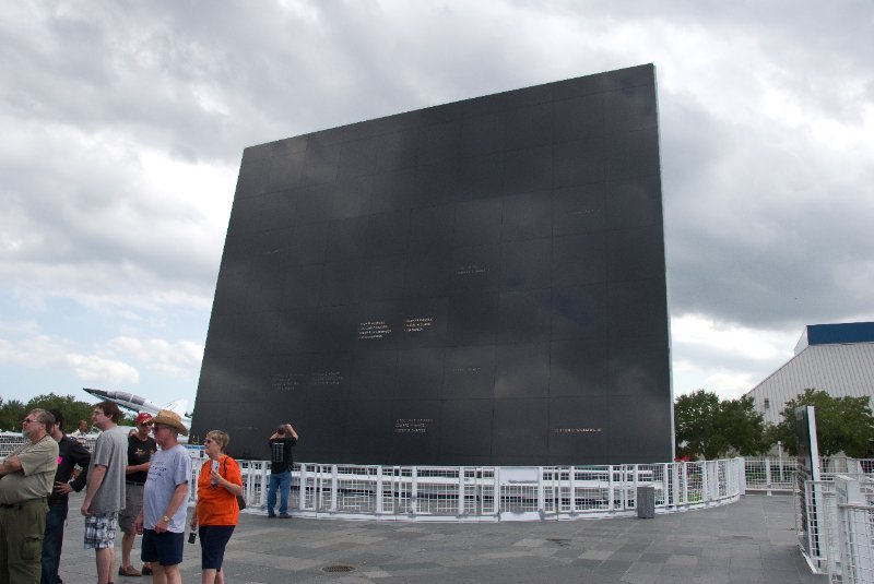 KSC110110-6577.jpg - Astronaut Memorial