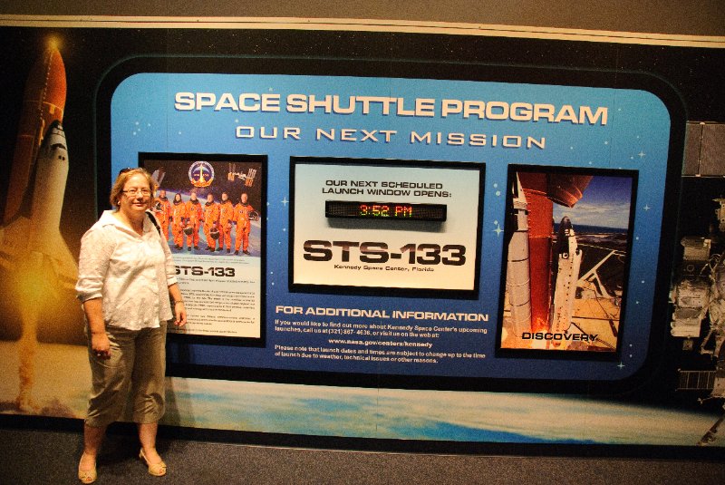 KSC110110-6587.jpg - Launch Status Center