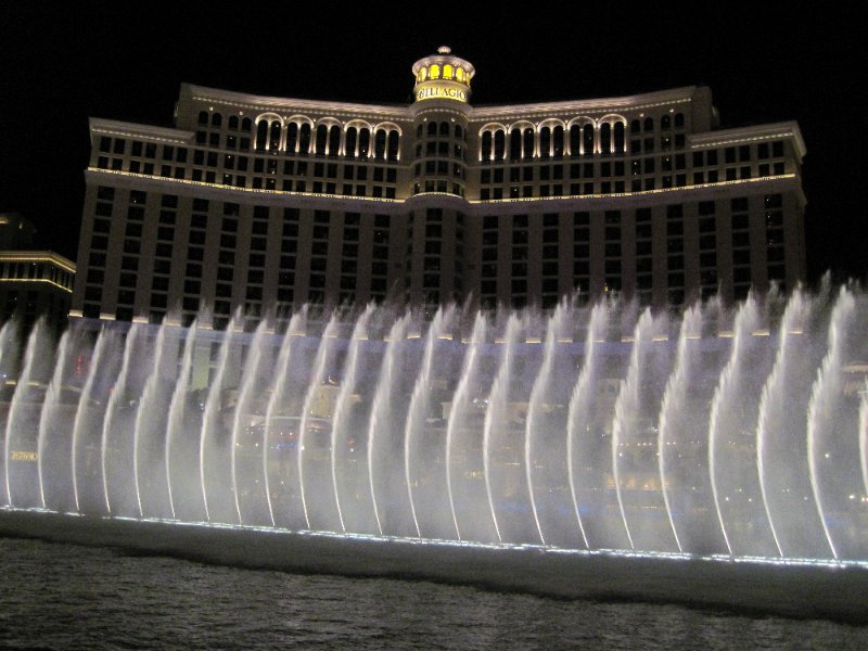 LasVegas042410-0415.jpg - Bellagio Fountain Show