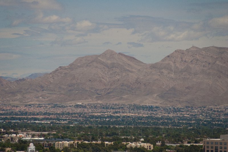 LasVegas042410-2553.jpg - Spring Mountains, viewed from the Bellagio Hotel