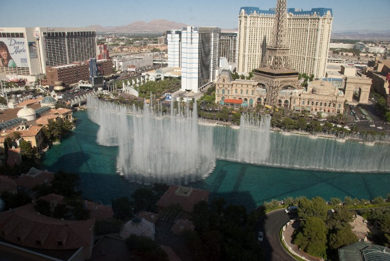LasVegas042410-2555.jpg - Bellagio Fountain Show