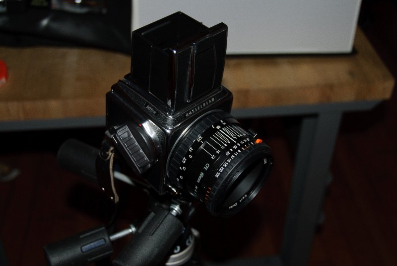 DSC_6264.jpg - Hasselblad 501 camera, part of Large Format Camera Class, part of parent weekend at RISD