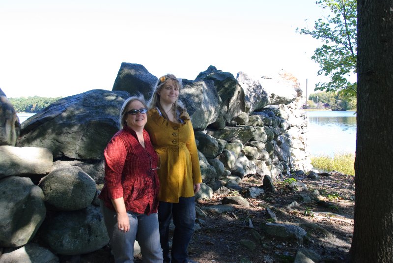 DSC_6338.jpg - Walk along the Seekonk River bank in the Swan Point Cemetery