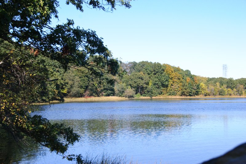 DSC_6339.jpg - Walk along the Seekonk River bank in the Swan Point Cemetery