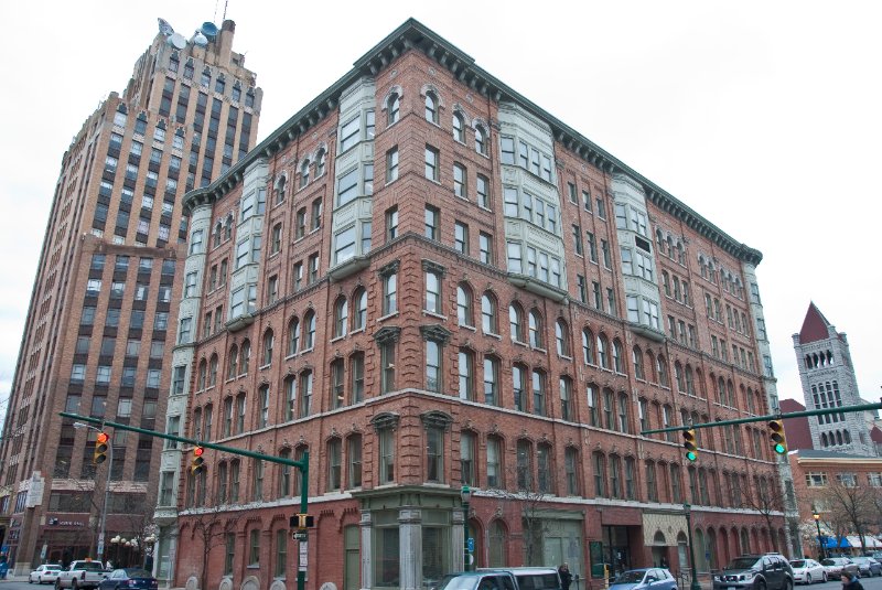 Syracuse040910-2083.jpg - City Hall Commons building. State Tower building (left), Syracuse City Hall (right edge)