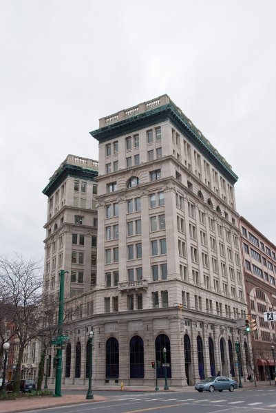 Syracuse040910-2119.jpg - Onondaga County Savings Bank