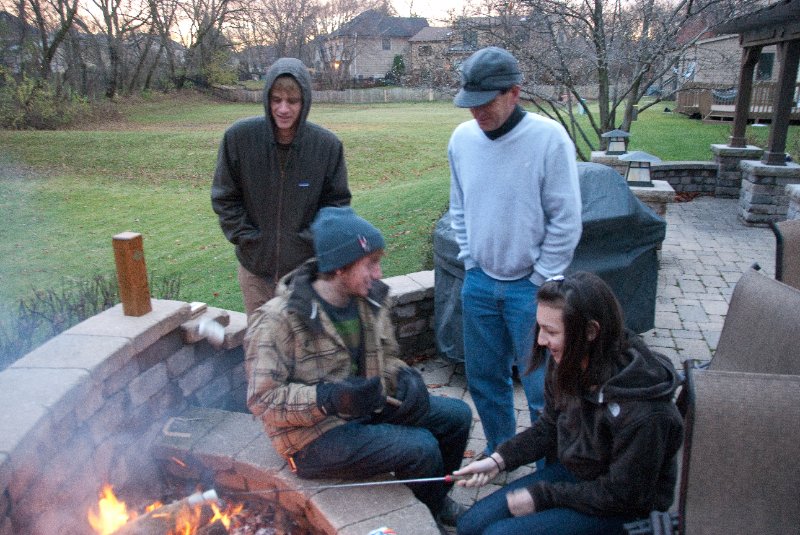 ThanksgivingNov10-7075.jpg - Thanksgiving Marshmello Roasting