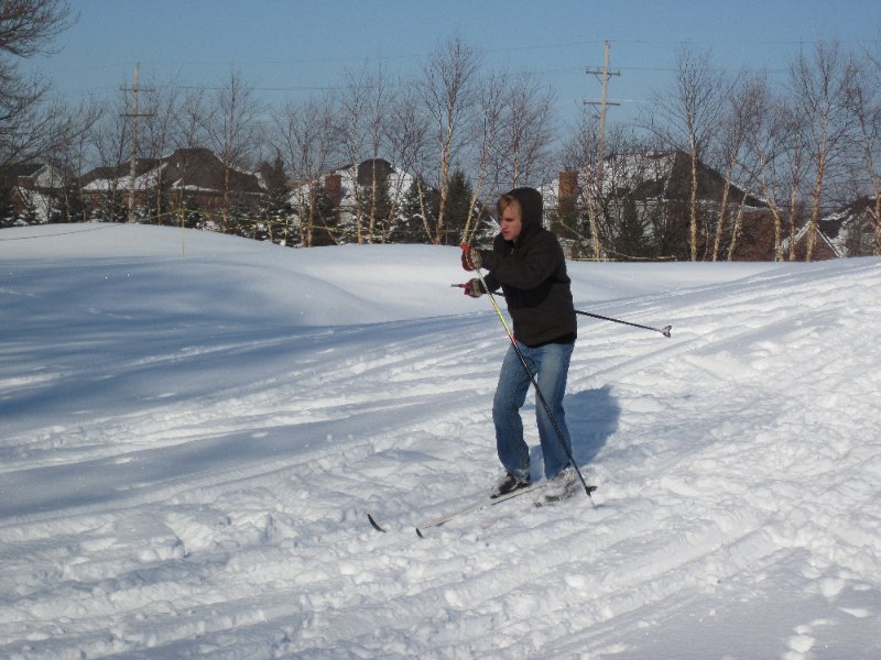 XCSkiArrowhead122910-2047.jpg - Mike Cross Country Skiing Arrowhead Golf West Course near 6th green
