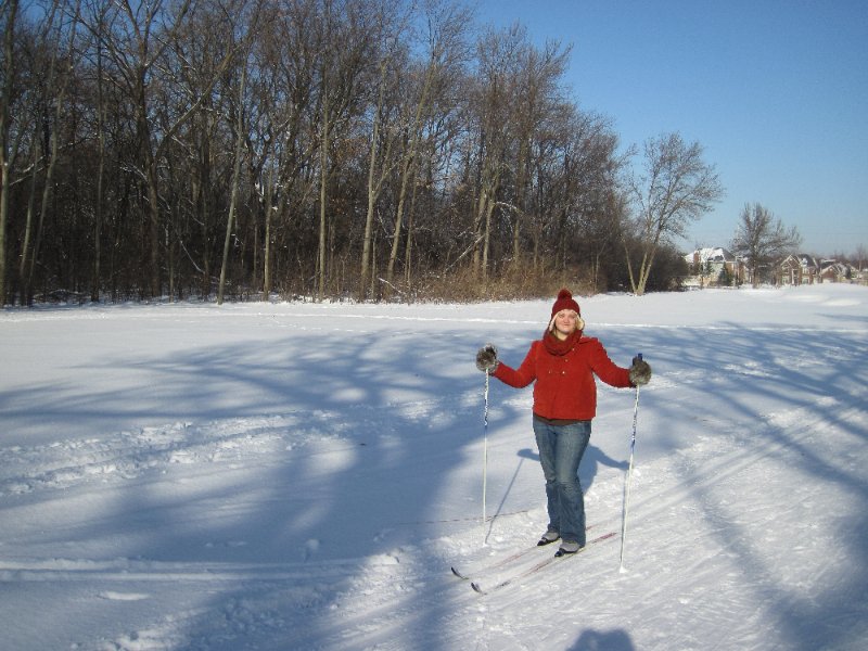 XCSkiArrowhead122910-2054.jpg - Liz Cross Country Skiing Arrowhead West Golf Course, 6th fairway