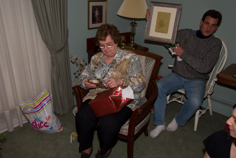 Xmas2010-7458.jpg - Christmas Eve at Grandma's