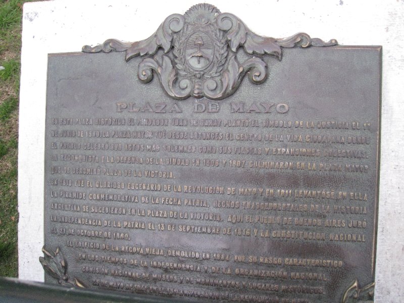 BuenosAires080210-1625.jpg - Plaza de Mayo