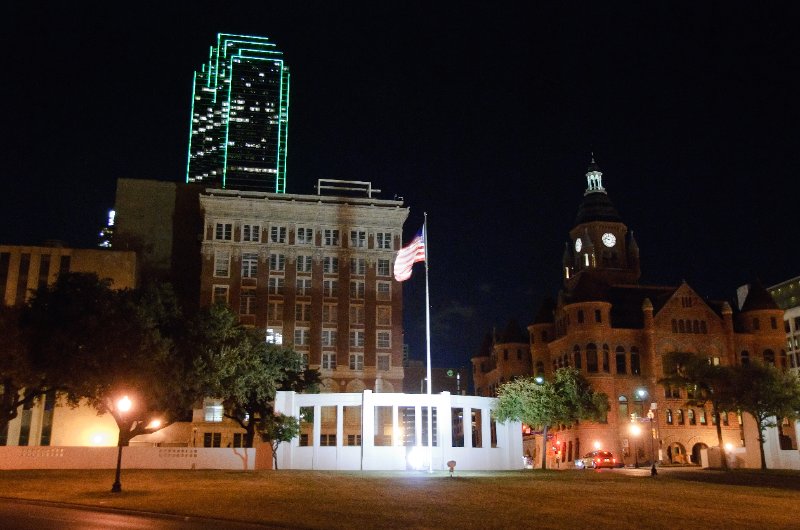 Dallas110910-6727nn.jpg - Dealey Plaza, view from East. Bank of America Plaza (green neon, background center), Old Red Museum (right)