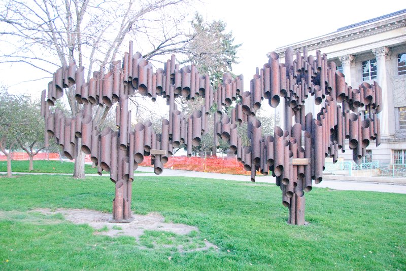 Denver041410-2290.jpg - Sculpture by Robert Mangold