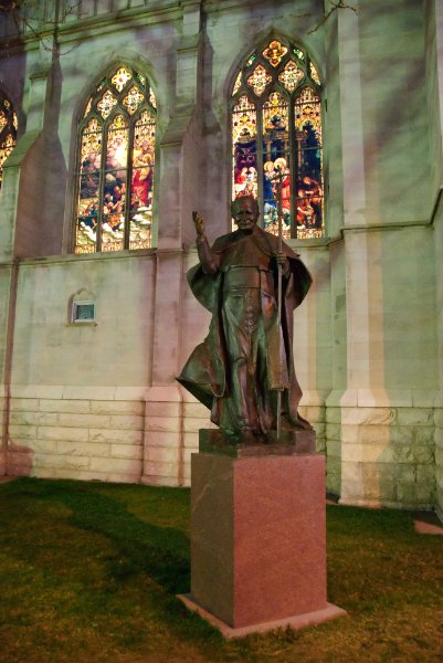 Denver041410-2365nn.jpg - Pope John Paul II, statue in the Garden dedicated to the Blesed Virgin Mary at the Cathedral of the Immaculate Conception