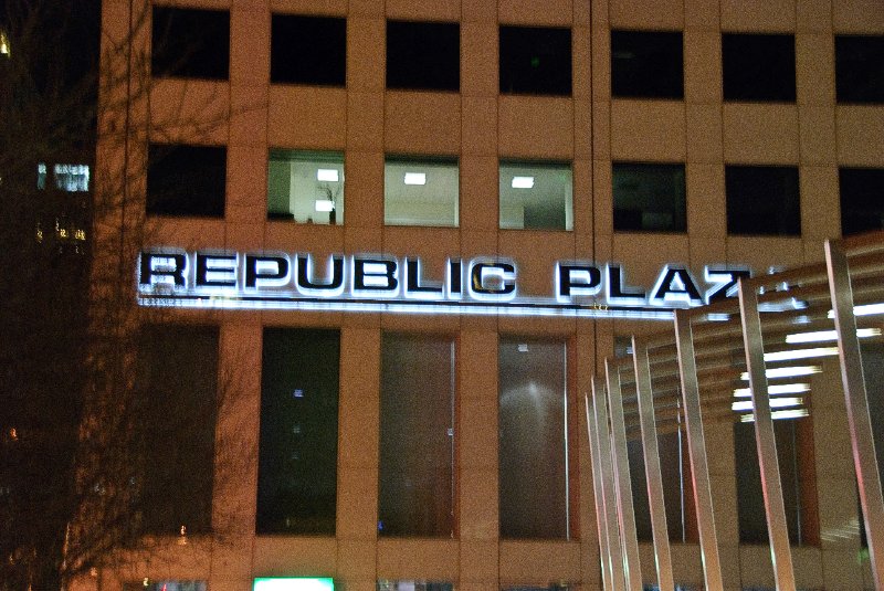 Denver041410-2390.jpg - Republic Plaza, view from 16th Street Mall
