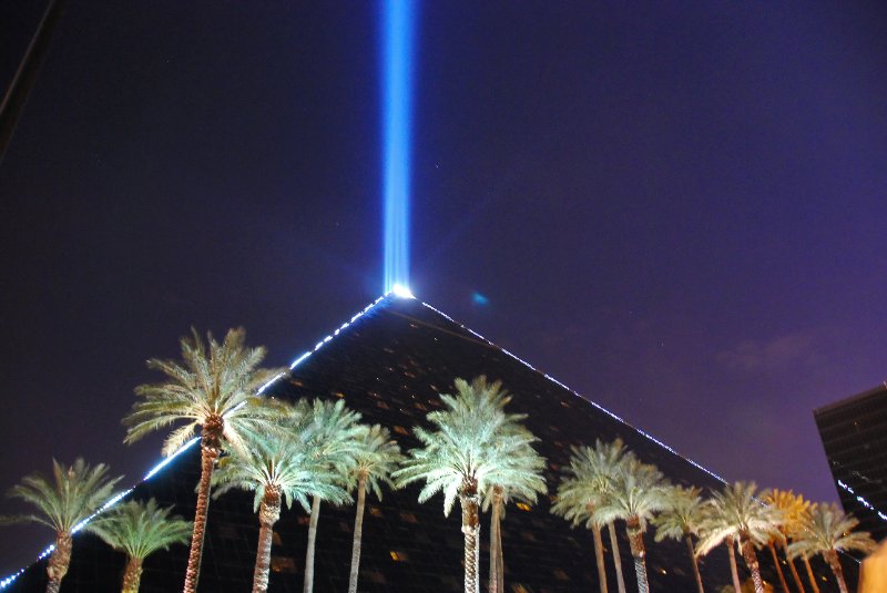LasVegas020910-13.jpg - Luxor Las Vegas Hotel