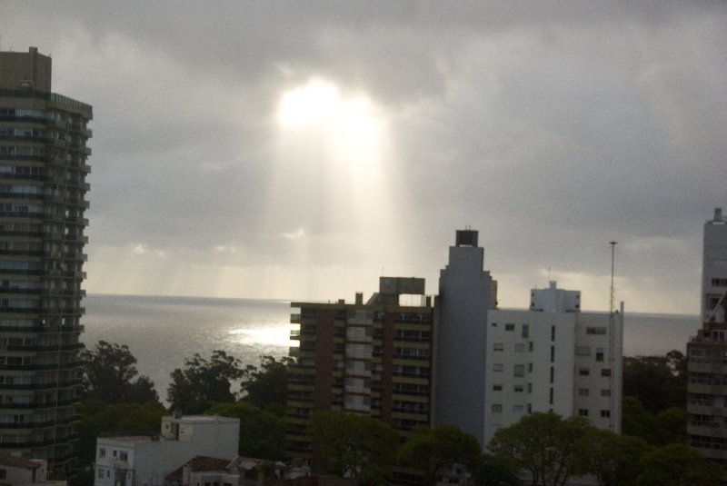 Montevideo111610-7013.jpg - View Punta Carretas from Sheraton room 1511
