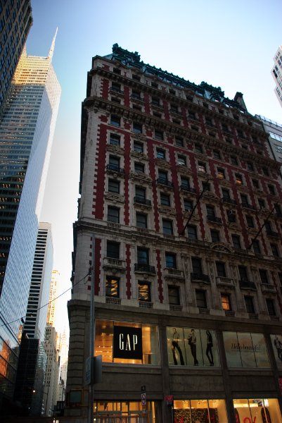 DSC_5818.jpg - Six Times Square, Newsweek building