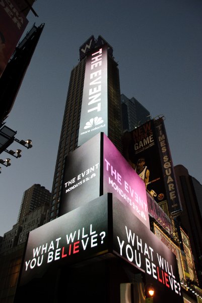 DSC_5856.jpg - Walk through Times Square