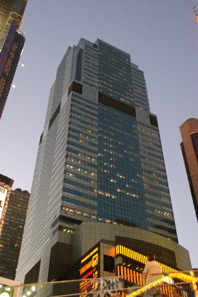 DSC_5866.jpg - Morgan Stanley Building / 1585 Broadway building overlooking the North end of Times Square