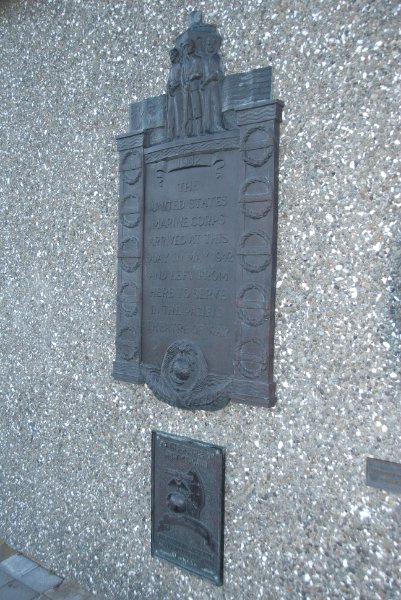 DSC_6112.jpg - Frank Kitts Park Commemorative plaque: United State Marine Corp arrived to serve in WWII