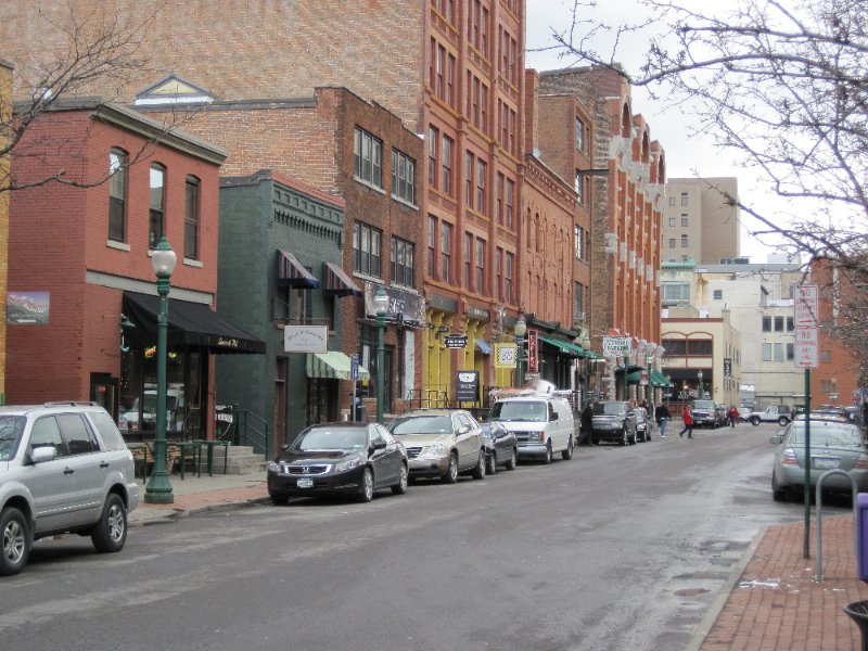 Syracuse012610-0067.jpg - Looking West on Walton Street, at Franklin
