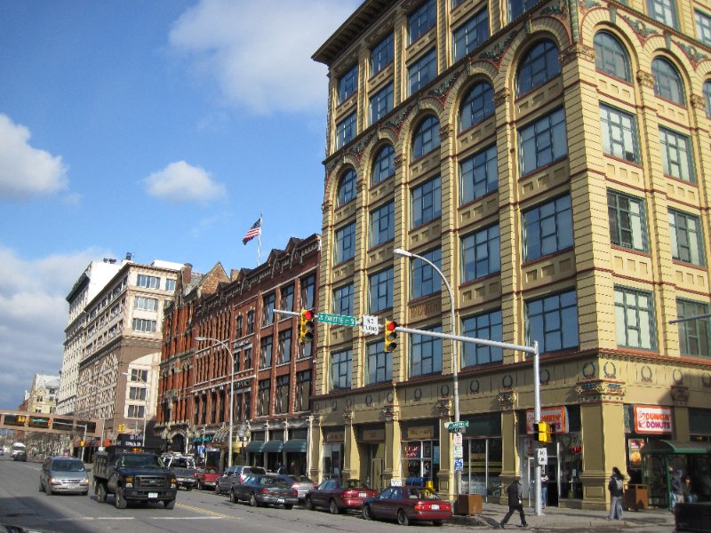 Syracuse012610-0074.jpg - McCarthy Building, Salina Place (reddish, center)