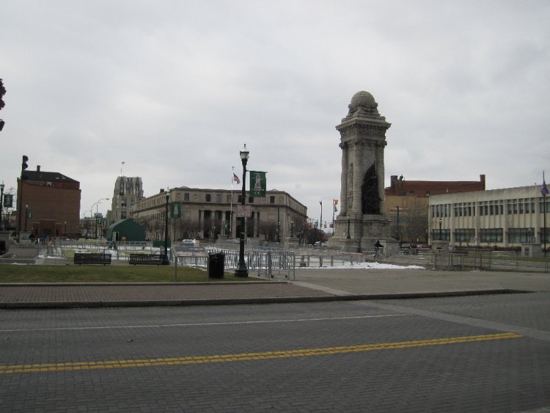 Syracuse012610-0163.jpg - Soldiers and Sailors Civil War Monument, Clinton Square. Syracuse Post-Standard (right), The Clinton Exchange (left)