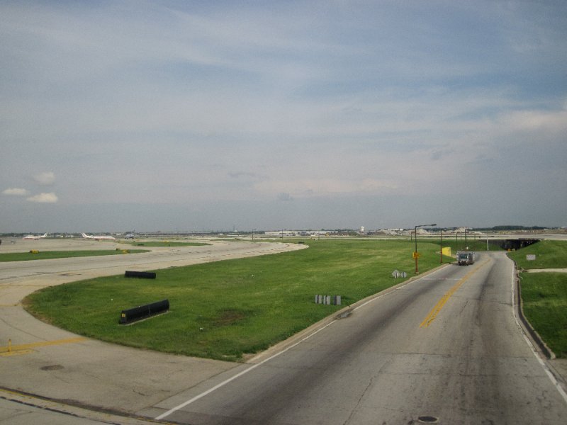 Taiwan060210-1075.jpg - Landed.  Taxiing to Gate. Flying from Seattle to Chicago; approaching OHare.