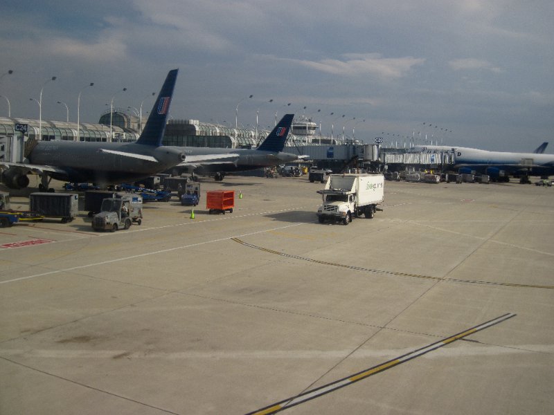 Taiwan060210-1076.jpg - Landed.  Taxiing to C26 Gate. Flying from Seattle to Chicago; approaching OHare.