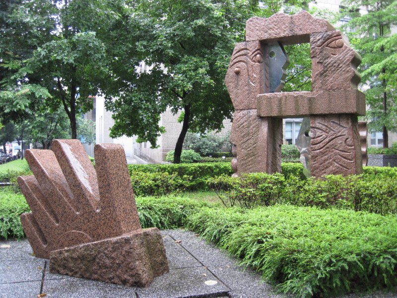 Taiwan060210-1000.jpg - "A Path of Health" by Mr Kao Ching-Chi, 2005