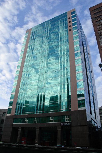 Taiwan060210-3224.jpg - Chong Sen Building? Source:  Emporis, http://www.emporis.com/application/?nav=building&lng=3&id=chongsenbuilding-taipei-taiwan