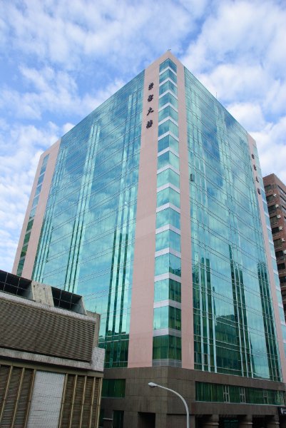 Taiwan060210-3231.jpg - Chong Sen Building? Source:  Emporis, http://www.emporis.com/application/?nav=building&lng=3&id=chongsenbuilding-taipei-taiwan