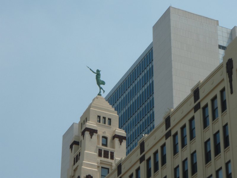 ChicagoRiverKayak071711-7170004.jpg - "The Spirit of Progress" Statue on top of Wards Admin building (now One River Place)