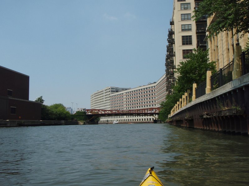 ChicagoRiverKayak071711-7170043.jpg - Approaching Chicag Ave Bridge:  former Montgomery Wards buildings on right