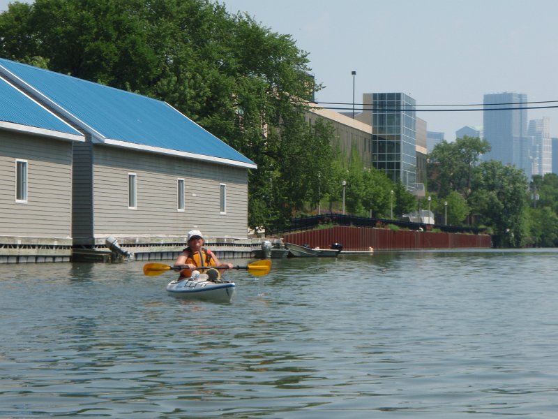 ChicagoRiverKayak071711-7170048.jpg - Cathie.  View looking South toward downtown skyscrapers