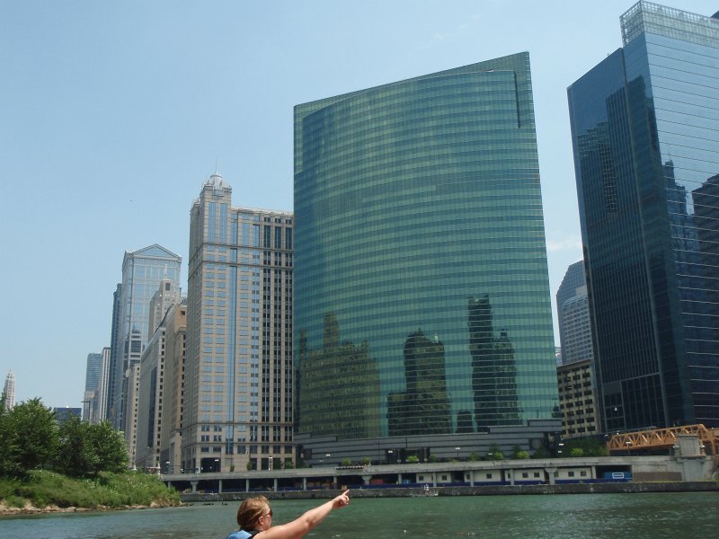 ChicagoRiverKayak071711-7170015.jpg - At Wolf Point: 225 West Wacker, 333 Wacker Drive, 191 North Wacker Drive