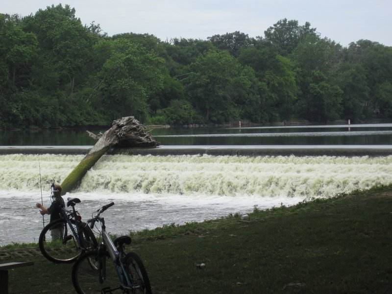 FoxRiverBike071611-2819.jpg - Fox River Dam seen from State Street, North Aurora