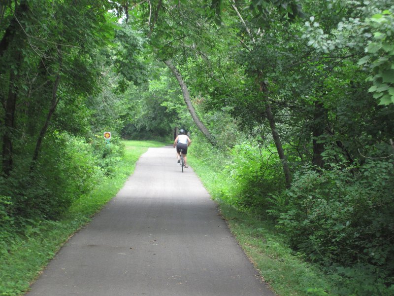 FoxRiverBike071611-2821.jpg - Fox River Bike Trail, heading North