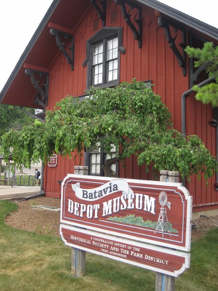 FoxRiverBike071611-2830.jpg - Batavia Depot Museum