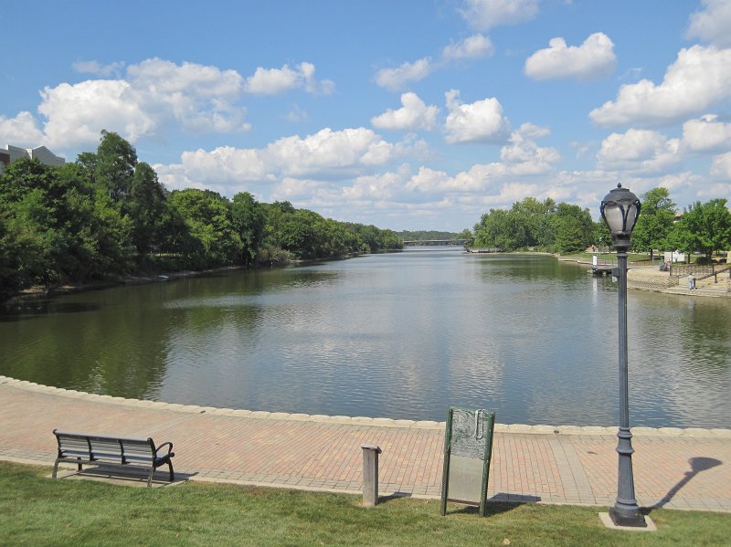 FoxRiverBike091111-3417.jpg - Batavia Train Depot Pond