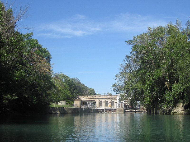 NorthShoreChannel082711-3196.jpg - Wilmette Locks