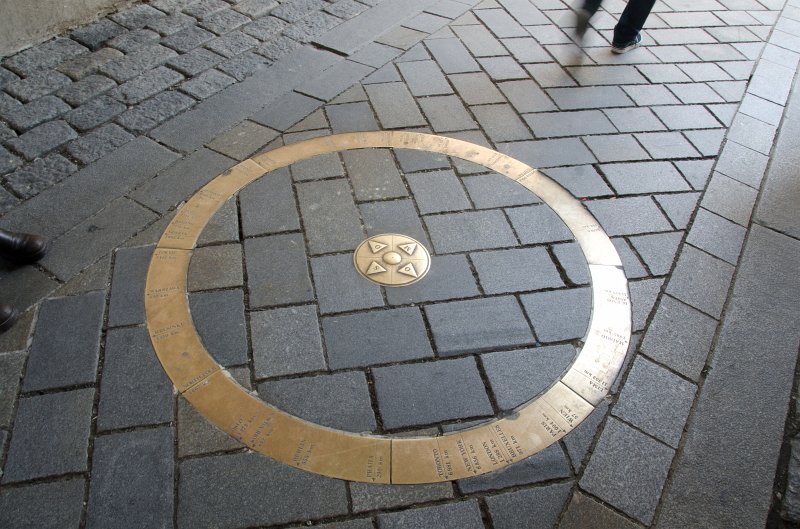 Bratislava101411-6501.jpg - Michael's street compass rose