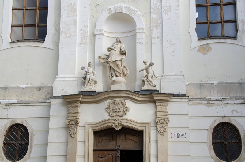 Bratislava101411-6584.jpg - Františkánsky kostol / Franciscan Church and Monastery