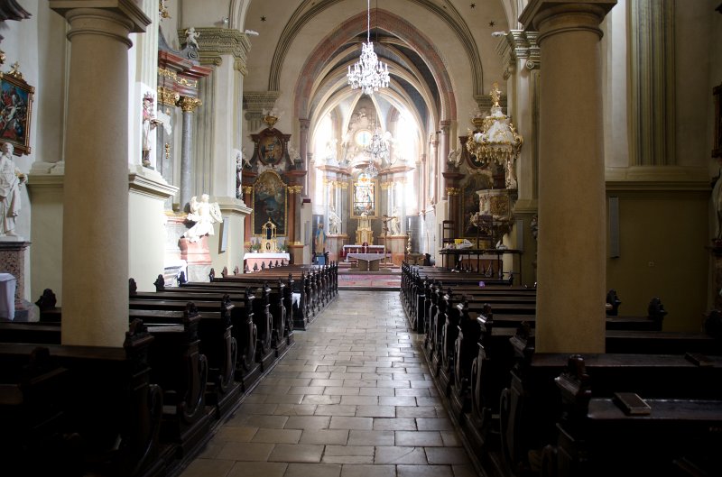 Bratislava101411-6592.jpg - Františkánsky kostol / Franciscan Church and Monastery