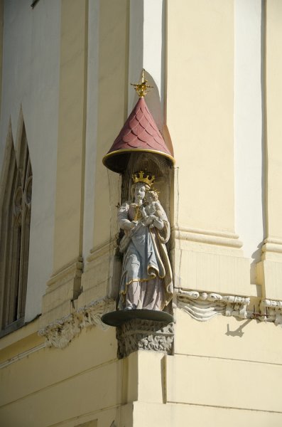 Bratislava101411-6606.jpg - Hlavné námestie  / Old Town Square