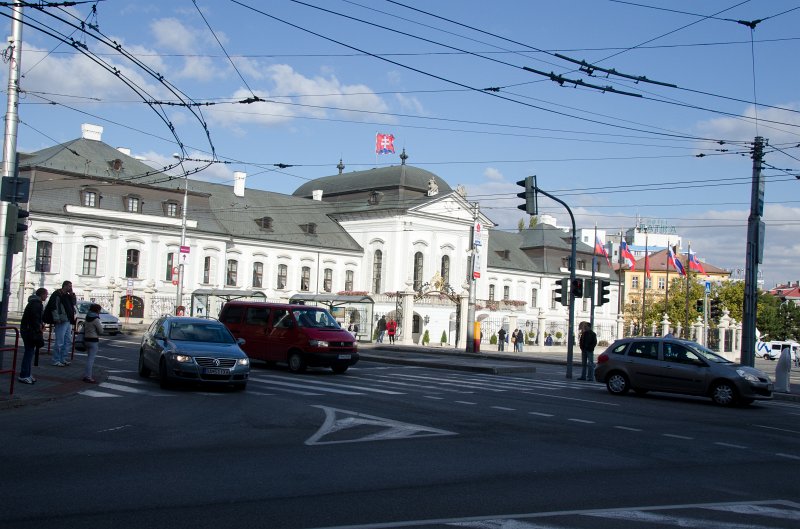 Bratislava101411-6621.jpg - Grasalkovičov Palác / Grassalkovich Palace