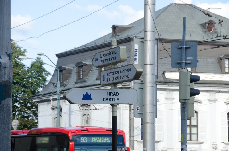 Bratislava101411-6623.jpg - Hrad, Historické centrum, Železničná stanica